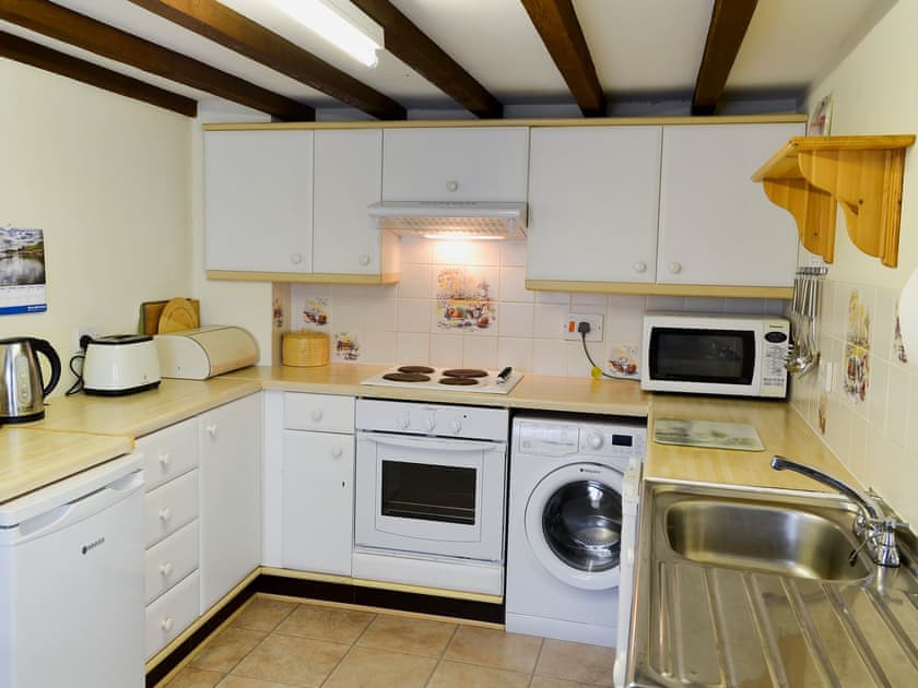 Kitchen | Watercolour Cottage, Lerryn