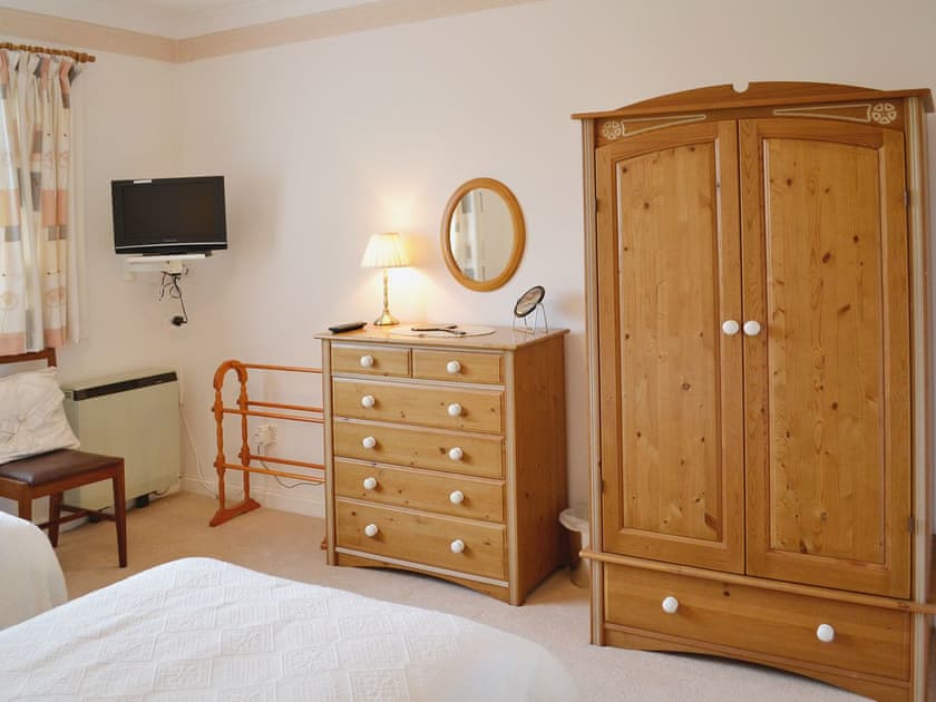 Twin bedroom | Goonlaze, Lanjeth, nr. St Austell