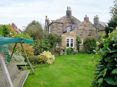 North Ings Ref 27072 In Robin Hood S Bay Yorkshire Cottages Com