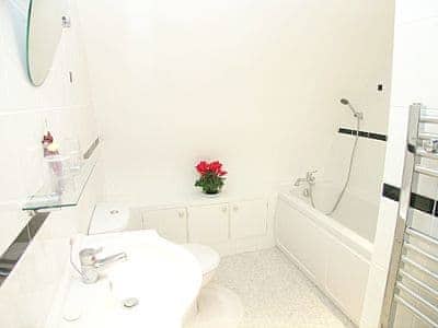 Bathroom | SeaScape, Ramsgate