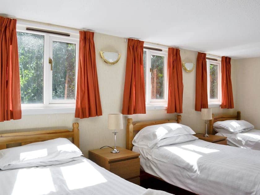 Triple bedroom | Auchendennan  - Burnbeag, Arden, Alexandria