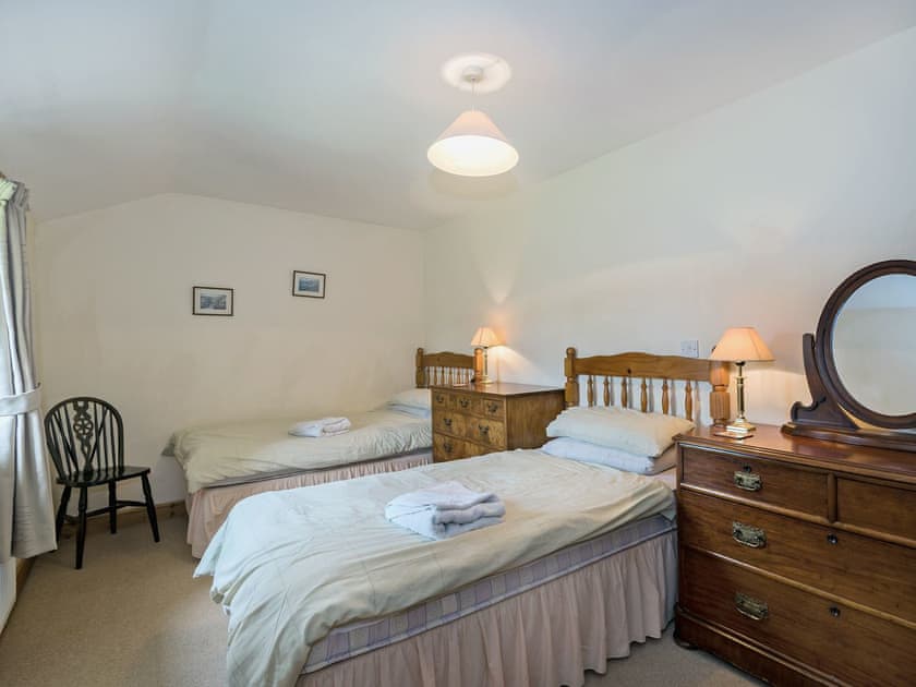 Charming twin bedroom | Dipper Fold, Hebden, near Skipton