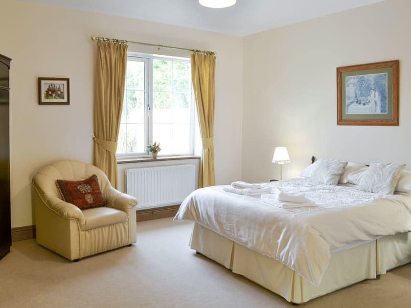 Comfortable double bedroom | Alby Bungalow, Cumwhinton, Carlisle