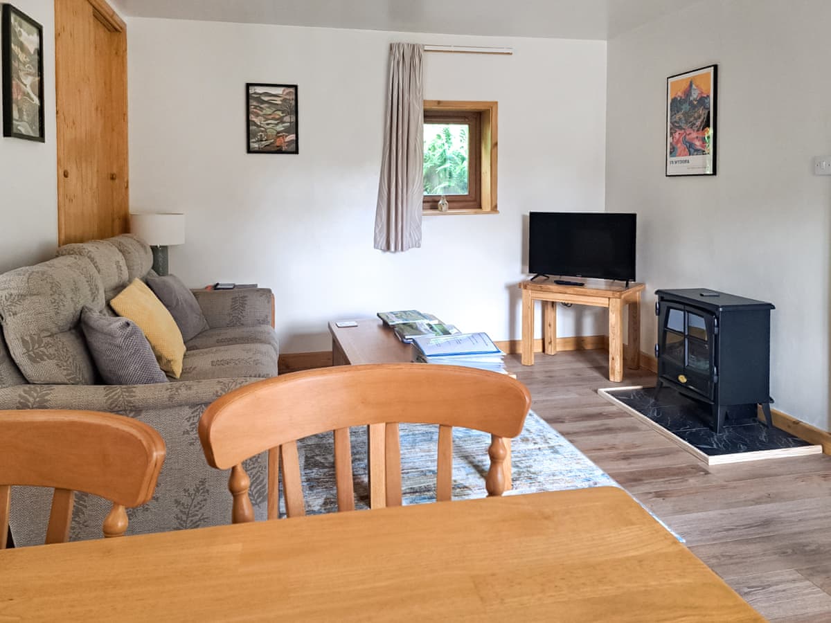 The Garden Lodge - Holiday Lodge in Central England - Image 2
