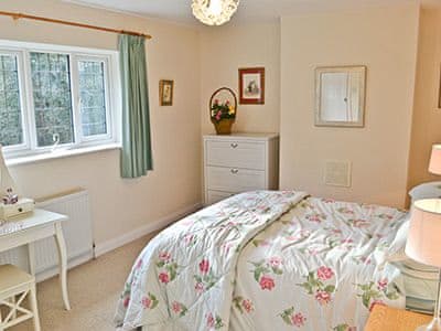 Double bedroom | Heather Cottage, Thorpe Market