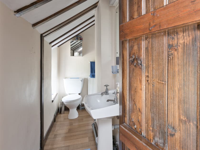 Bathroom | Oxlow End Cottage, Peak Forest, nr. Buxton