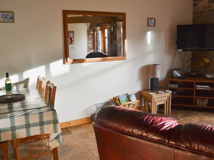 Open plan living/dining room/kitchen | Ocean View - Ploughman’s Cottage, Flamborough, nr. Bridlington