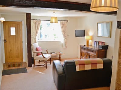 Folly Cottage In Kentisbeare Near Cullompton Devon Blue Chip