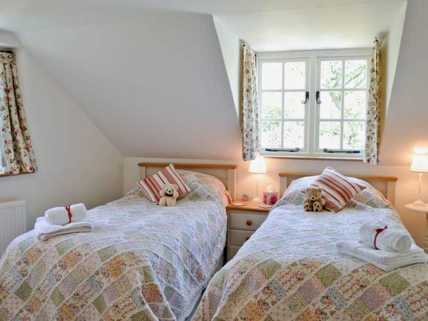 Twin bedroom | Peartree Cottage, Northlew, nr. Okehampton