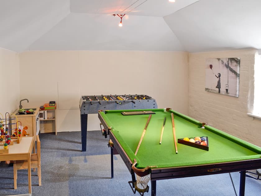 Games room | Dove Cottage - Wissett Place Cottages, Halesworth