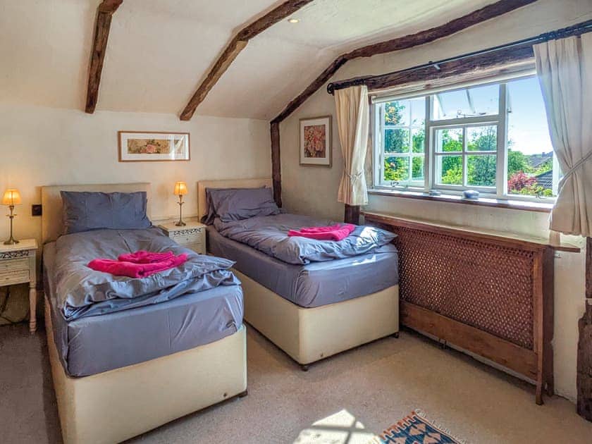 Main Bedroom as singles | Stable End - Wissett Place Cottages, Halesworth