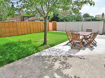 Garden | Woodland Lodge, Rustington, nr. Littlehampton