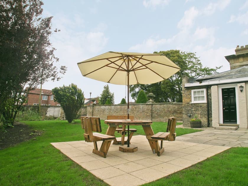 Sitting-out-area | Sewerby Hall Cottages - Oak Cottage, Sewerby, nr. Bridlington