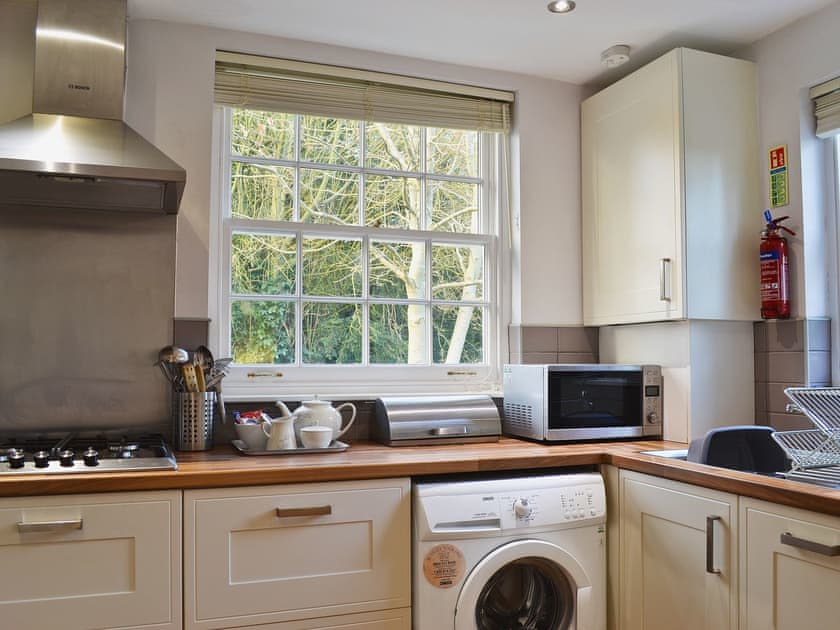 Kitchen | Sewerby Hall Cottages - Beech Cottage, Sewerby, nr. Bridlington