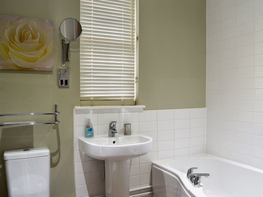 Bathroom | Sewerby Hall Cottages - Beech Cottage, Sewerby, nr. Bridlington