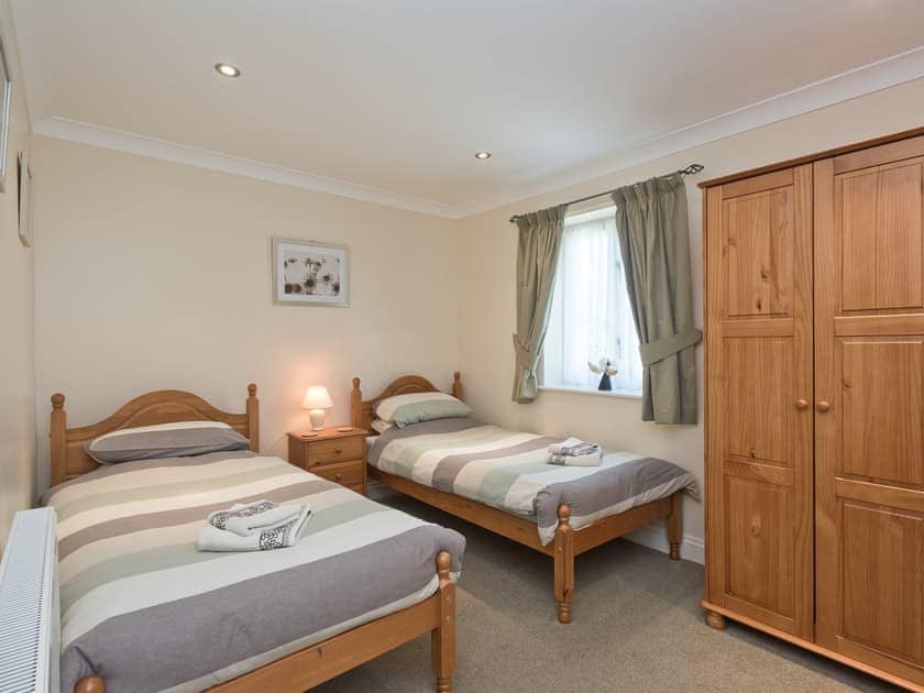 Twin bedroom | Puddle Inn Duck, Horning, near Norwich