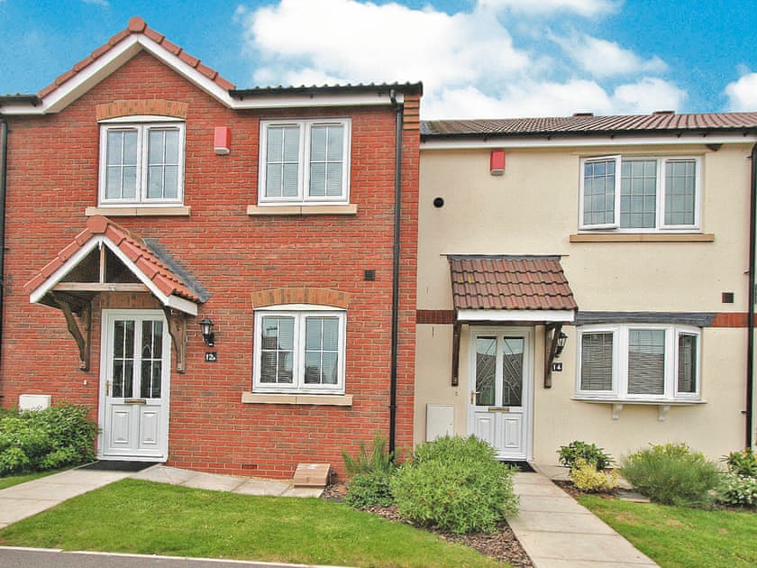 Lakeview Cottages | Ladybird Cottage, Bridgwater
