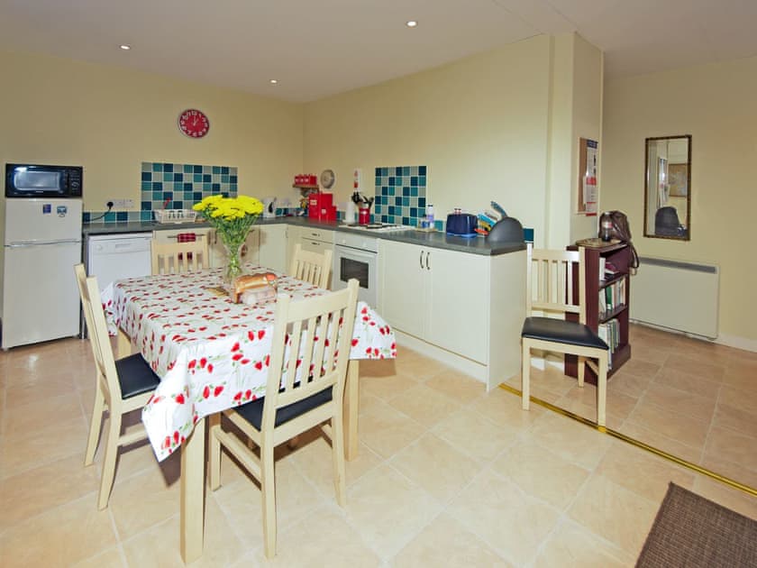 Artilligan Cottage (ref 27620) in By Tarbert, Argyll, Argyll and Bute