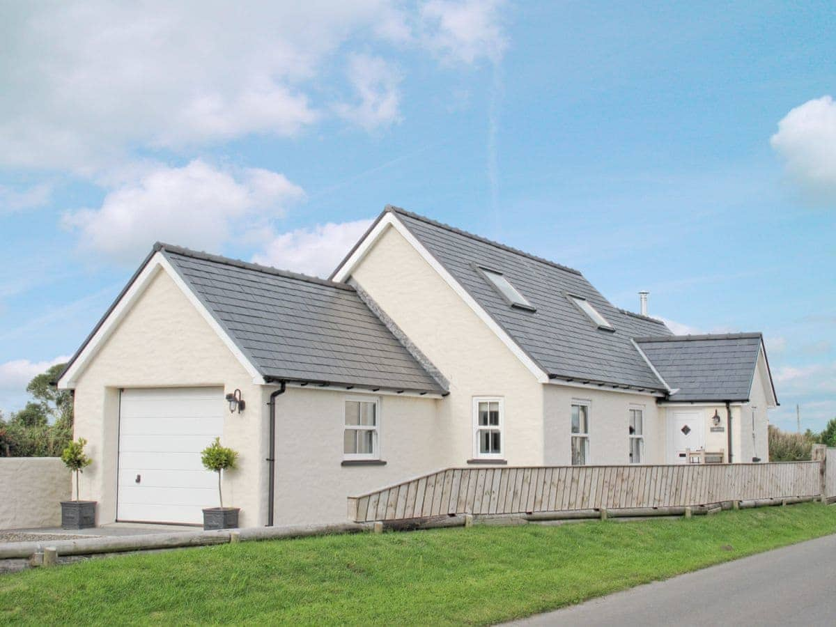 Y Bwthyn Ref 27706 In Tavernspite Pembrokeshire Welcomecottages