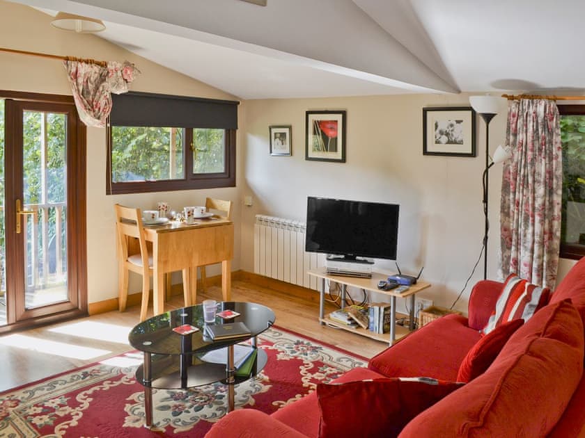 Open plan living/dining room/kitchen | Bannsvale Farm Holiday Cottages - The Summer House, Mount Hawke, nr. St Agnes