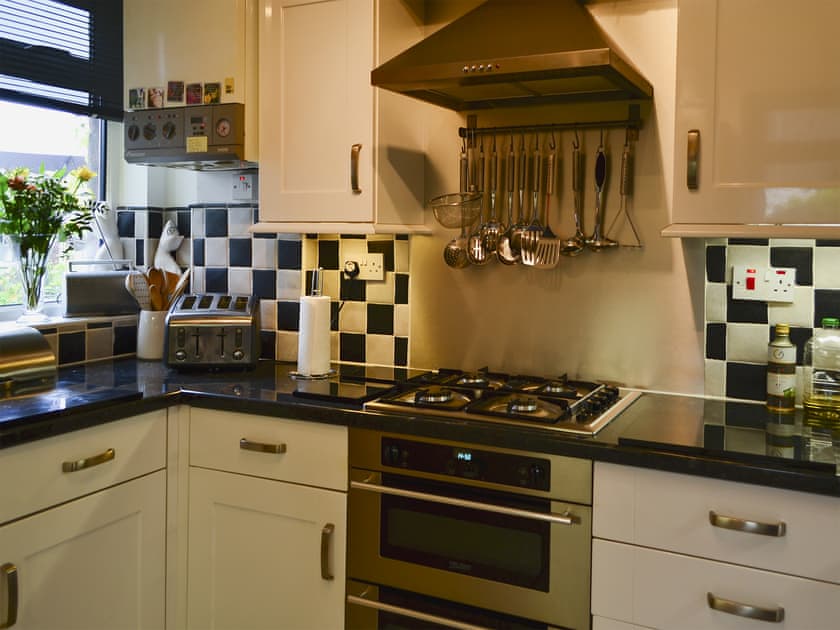 Kitchen | Casa Nostro, Wooler