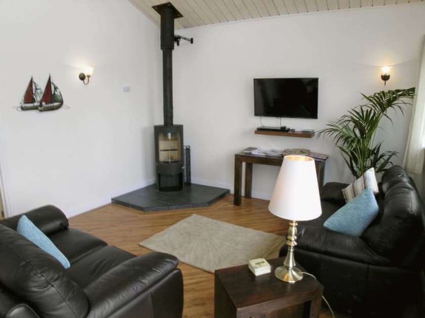 Living room | Martham Ferry Boat Yard - Ferry Cottage, Martham