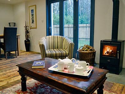 Living room/dining room | Grove Lodge, Goldsithney