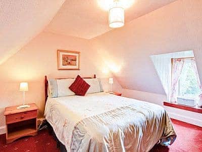 Double bedroom | Dalreach, Drumnadrochit