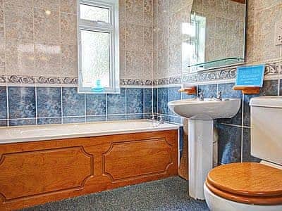 Bathroom | Dalreach, Drumnadrochit