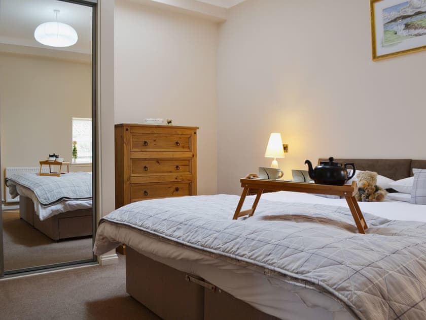 Double bedroom | Castle Dairy - Castle Cottages, Ceres, near St Andrews