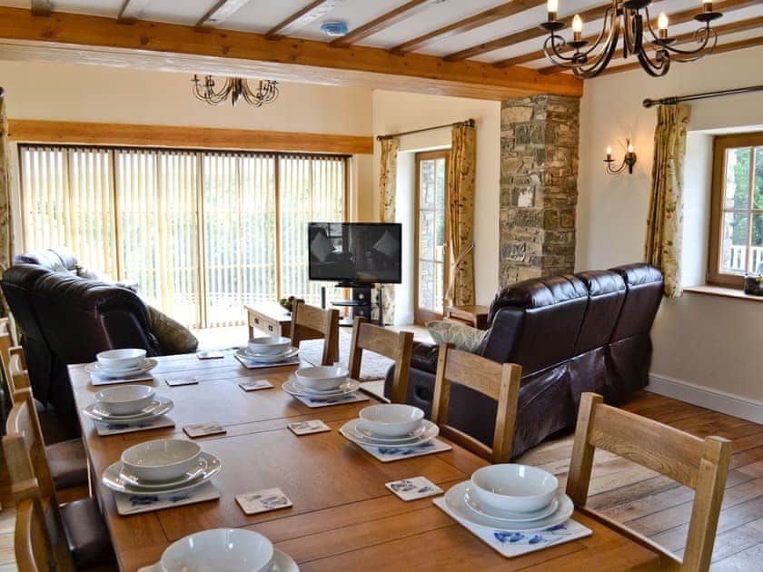 Living room/dining room | Ffynnonmeredydd Cottages - The Mill, Mydroilyn, nr. Aberaeron 