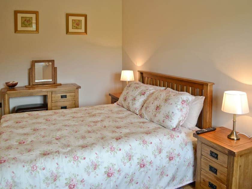Double bedroom | Ffynnonmeredydd Cottages - The Mill, Mydroilyn, nr. Aberaeron 