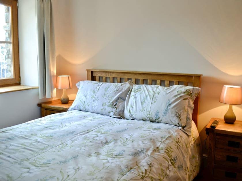 Double bedroom | Ffynnonmeredydd Cottages - The Mill, Mydroilyn, nr. Aberaeron 