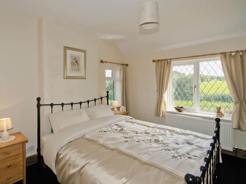 Double bedroom | Tomfields Cottage, Kingsley Moor
