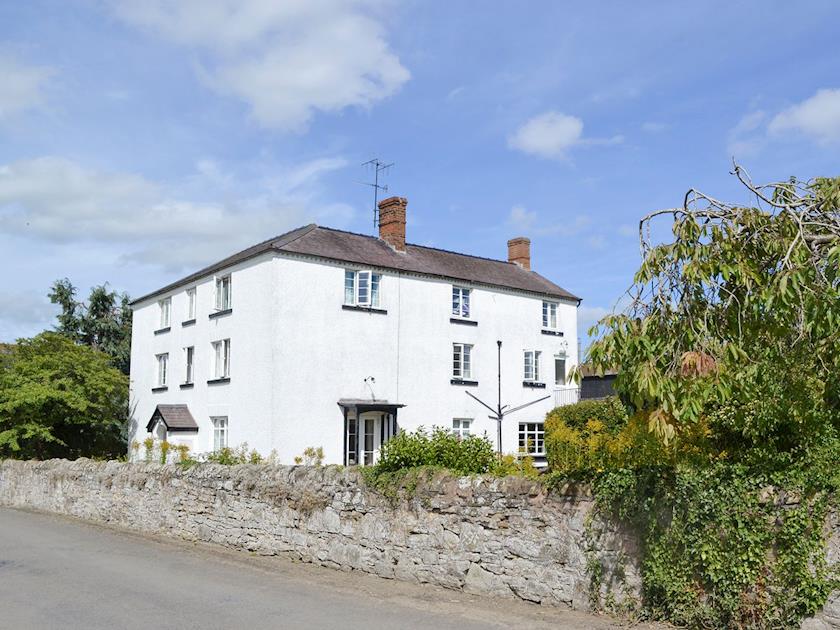Impressive detached holiday home | The Coach House, Craven Arms
