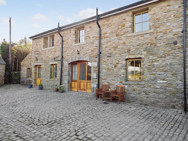 Bramley Farm Cottages The Barn Ref 27977 In Whalley