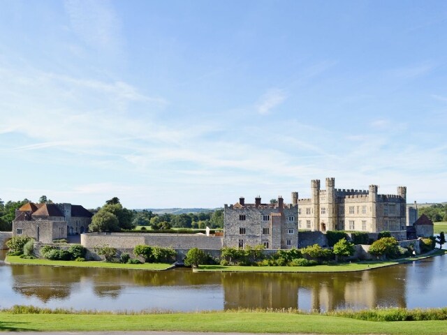 Leeds Castle Holiday Cottages Keeper S House Ref 27985 In