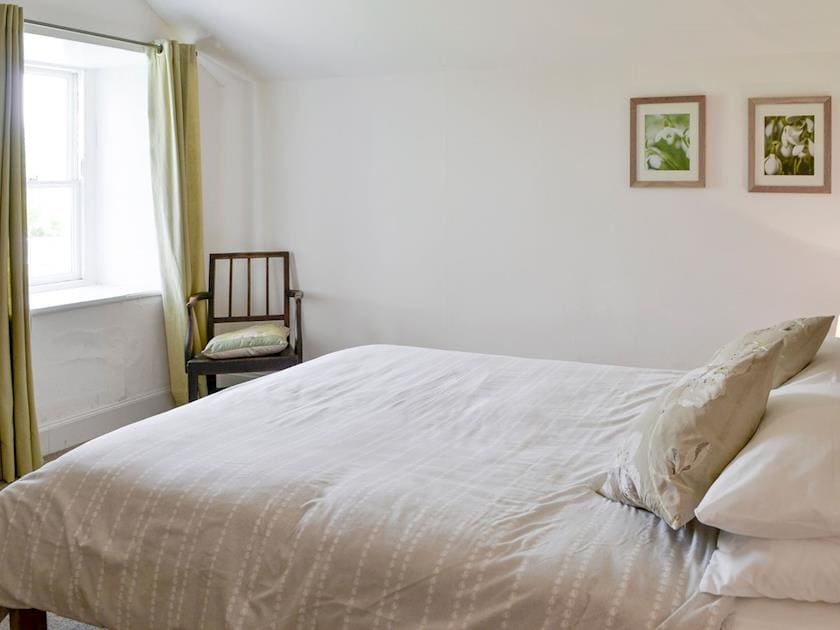Relaxing double bedroom | Burnfoot of Cluden, Holywood, by Dumfries
