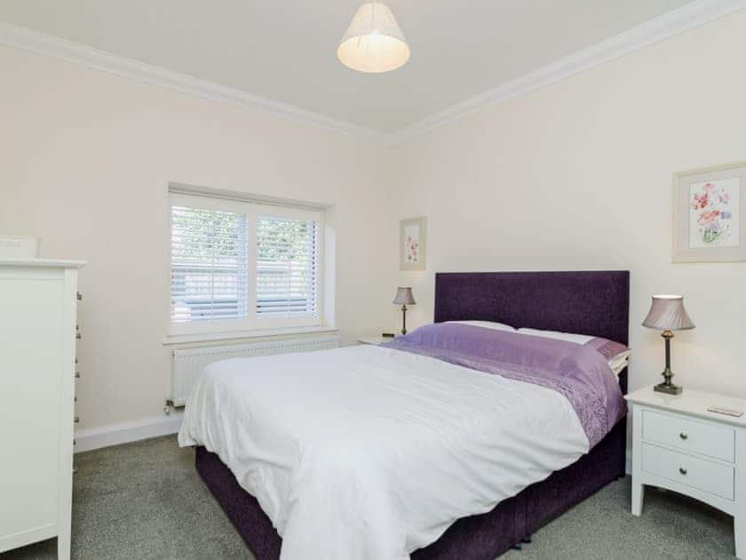 Comfortable double bedroom | Owls Croft, Broadstairs