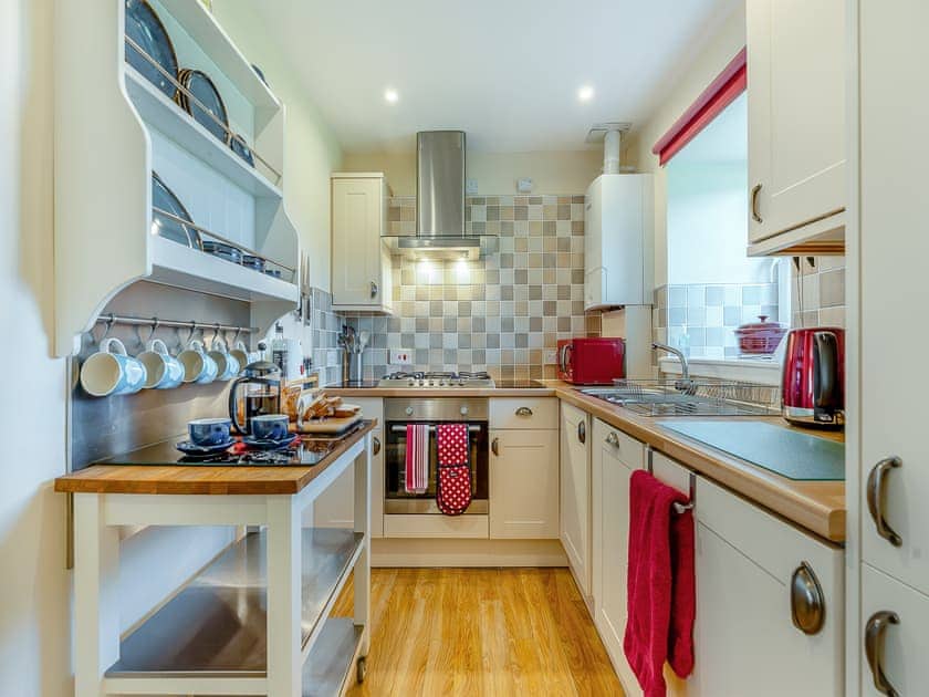 Double bedroom | Osprey Hideaways - Kestrel Cottage, Stirling