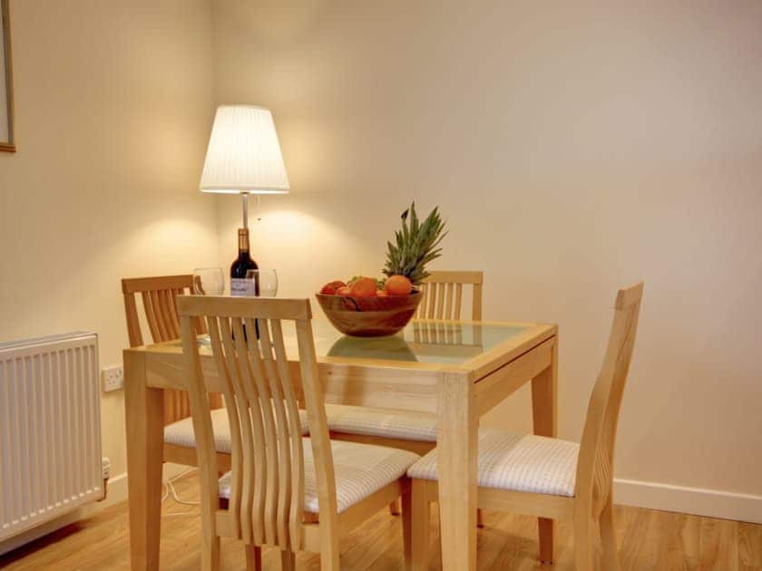 Living room/dining room | Osprey Hideaways - Peregrine Cottage, Stirling