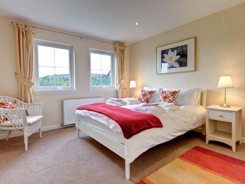 Double bedroom | Osprey Hideaways - Osprey Cottage, Stirling