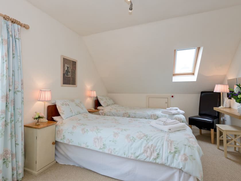 Twin bedroom | Jubilee Lodge, Watton