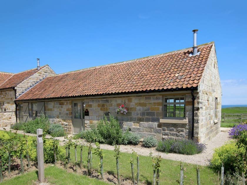 Exterior | Scalby Lodge - Fortescue Cottage, Scalby, Scarborough