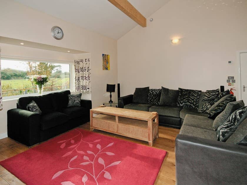 Open plan living/dining room/kitchen | Hidden Garden Cottage, Wainfleet, nr. Skegness