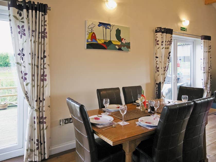 Open plan living/dining room/kitchen | Hidden Garden Cottage, Wainfleet, nr. Skegness