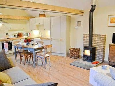 Open plan living/dining room/kitchen | Ox Lodge Barn, Battle
