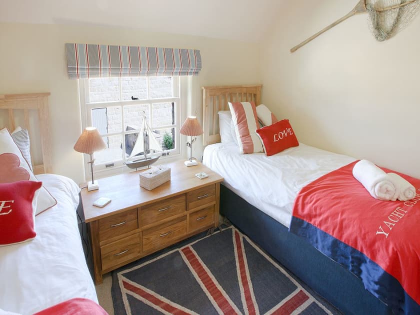 Twin bedroom | Scalby Lodge - Yerborough Cottage, Scalby, Scarborough