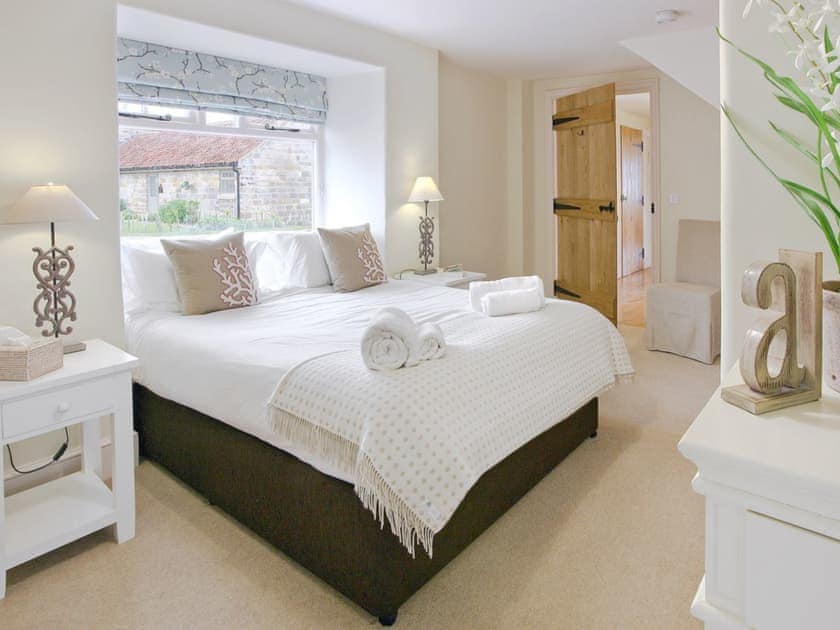 Double bedroom | Scalby Lodge - Scarborough Cottage, Scalby, Scarborough