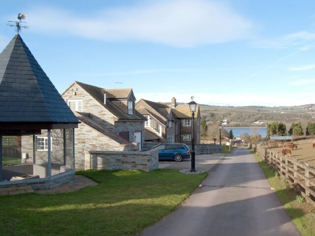 Longmeadow Farm Forge Cottage Ref 28221 In Shaldon Near